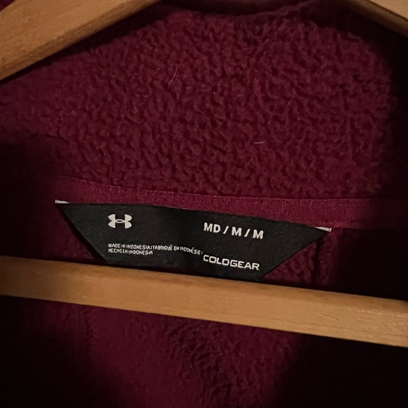 Under Armour ladies, medium, burgundy, full zip jacket. - Picture 3 of 7
